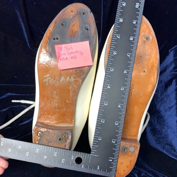 SP Teri Zero Gravity Figure Skating Boots 7 EUC - Picture 11 of 14